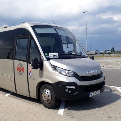 Iveco Rosero First   29+1+1 miejsc